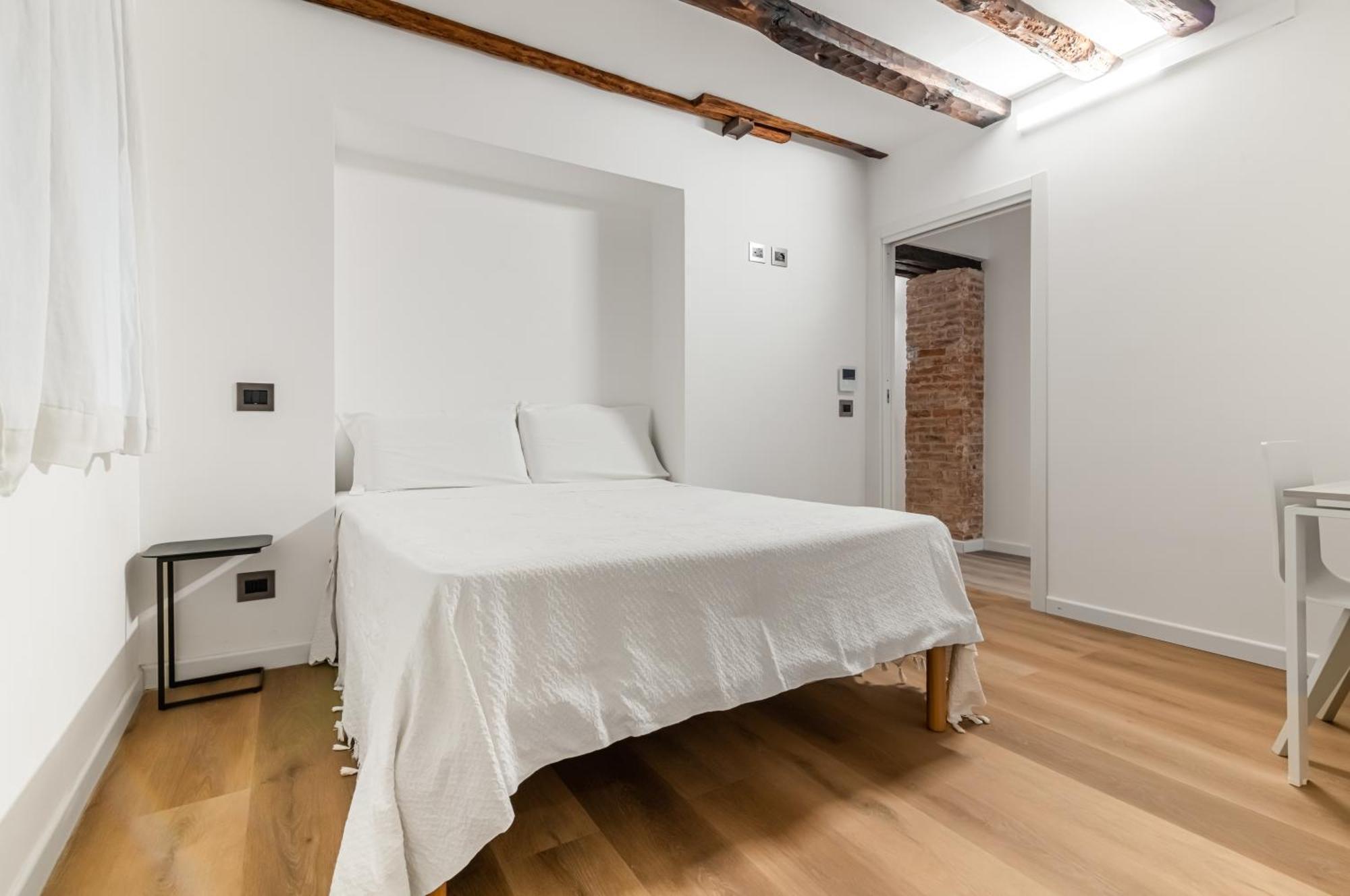Piazza Indipendenza Loft & Rooms Palermo Eksteriør billede