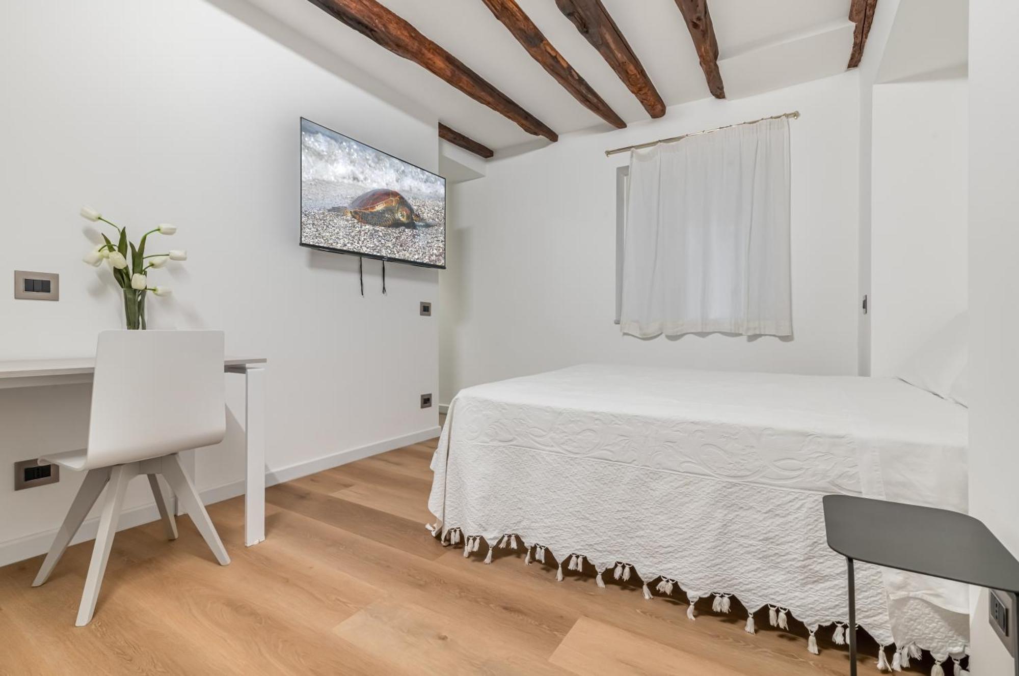 Piazza Indipendenza Loft & Rooms Palermo Eksteriør billede