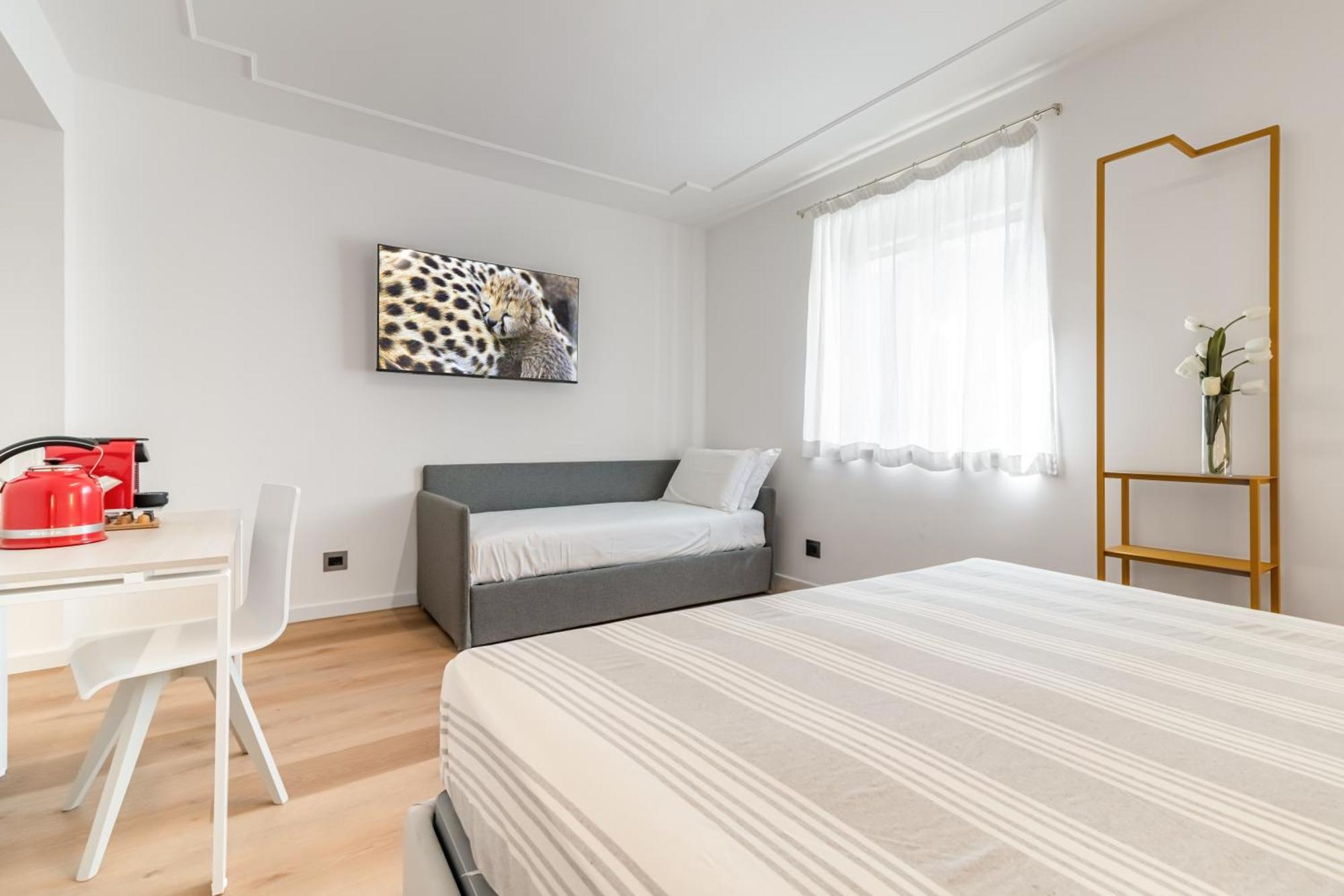 Piazza Indipendenza Loft & Rooms Palermo Eksteriør billede