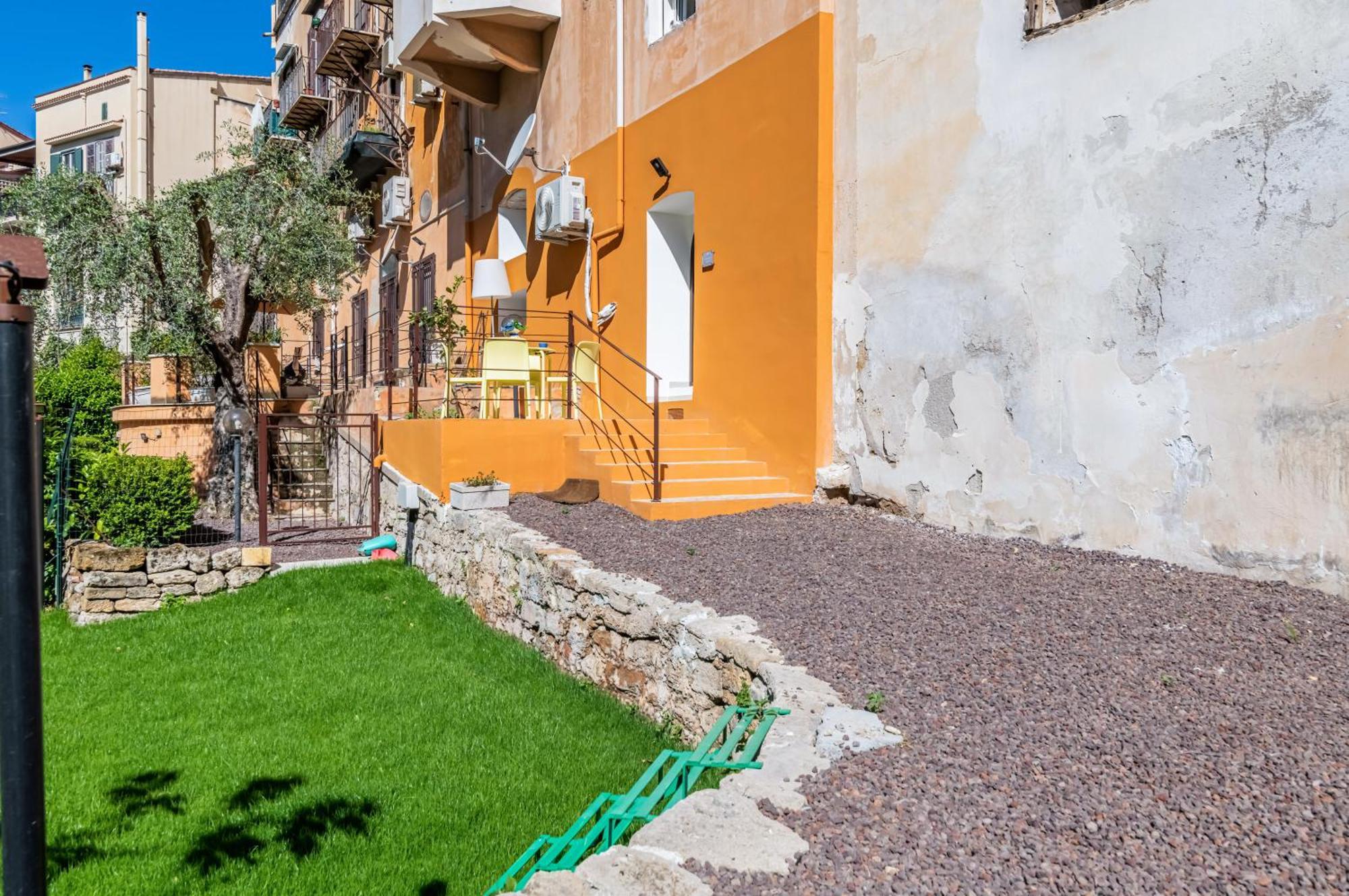 Piazza Indipendenza Loft & Rooms Palermo Eksteriør billede